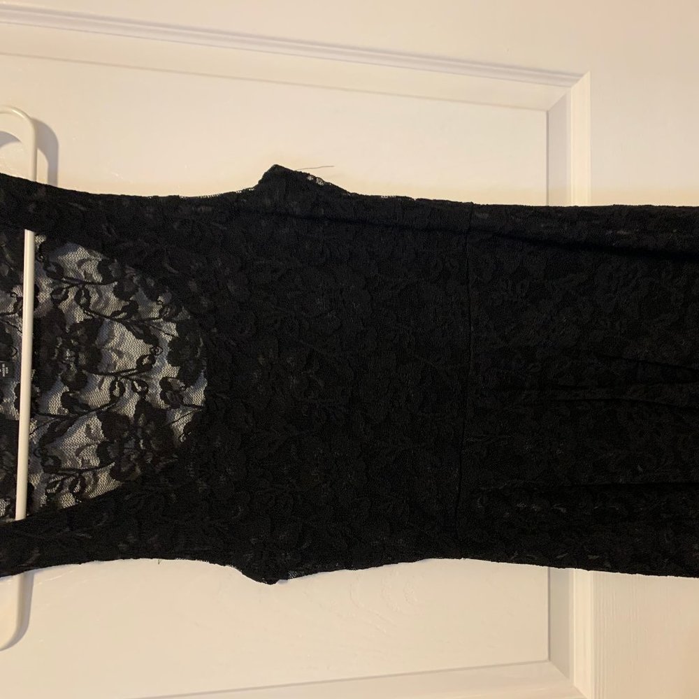 Lace Dress - Picture 2 of 3